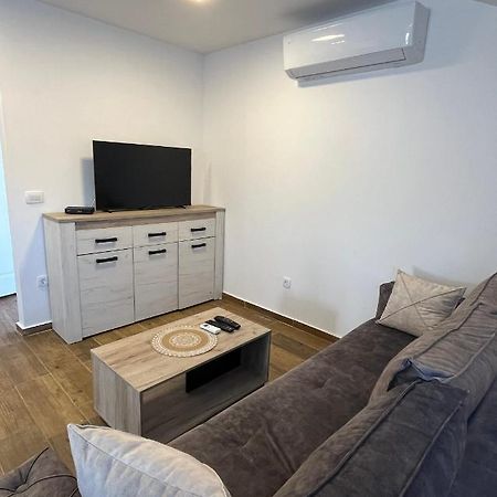 Apartments Two Olives コトル エクステリア 写真