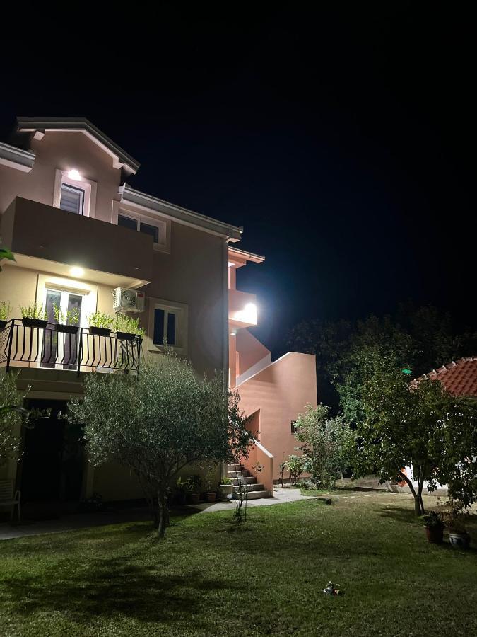 Apartments Two Olives コトル エクステリア 写真