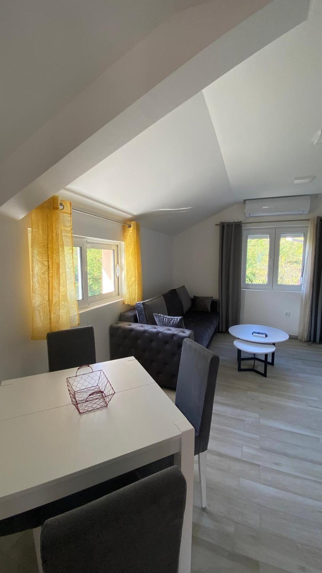 Apartments Two Olives コトル エクステリア 写真